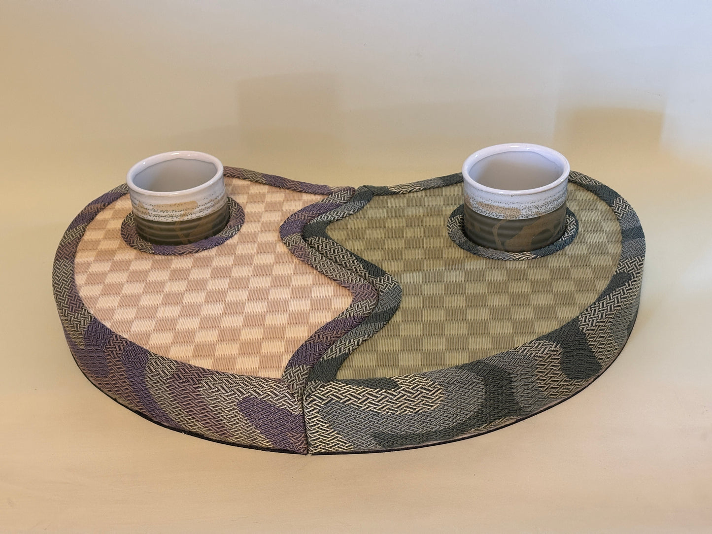 畳に花を活ける No.003｜一点もの・専用花器付き