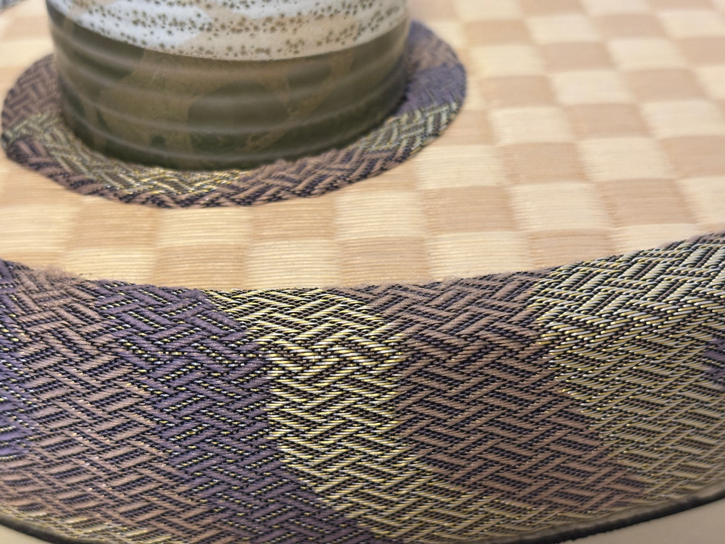 畳に花を活ける No.003｜一点もの・専用花器付き