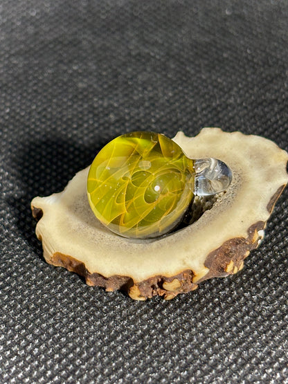 宇宙ガラスのペンダント No.002 – 麻紐で結ぶ、銀河のかけら