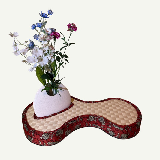 No.002｜畳に花を活ける（宝吉祥 - hokisho - / 市松白）｜円盤型花器一体型・国産和紙畳